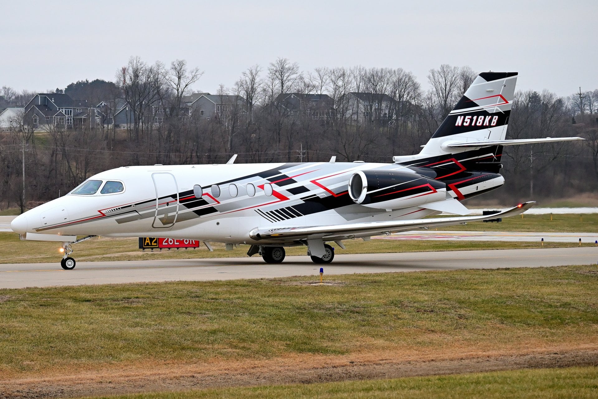A business jet taxiing on the ramp at Spirit of St. Louis Airport in Chesterfield, Missouri